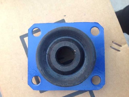 【供應(yīng)重汽斯太爾翻轉(zhuǎn)膠墊,翻轉(zhuǎn)膠墊價(jià)格,圖片,配件廠家】