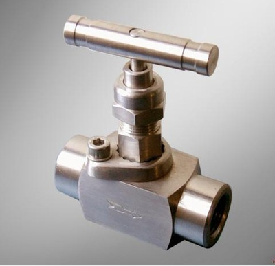 揚(yáng)中市海藍(lán)儀表閥門(mén)廠 專(zhuān)業(yè)的管閥件制造專(zhuān)家